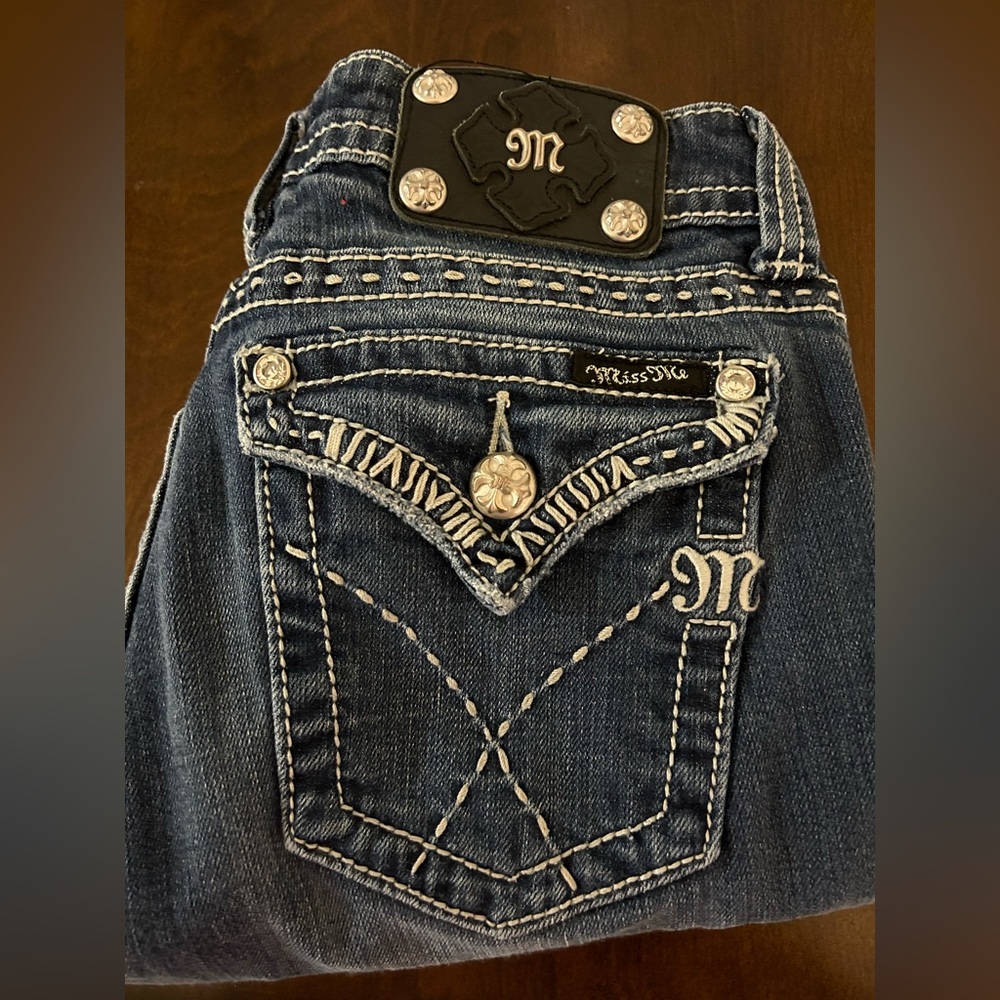 Miss me size 27 capri jeans